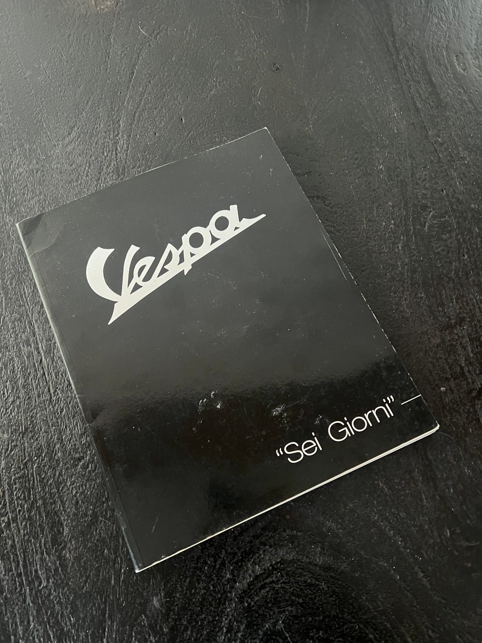 Livre Vespa Sport « Sei Giorni »